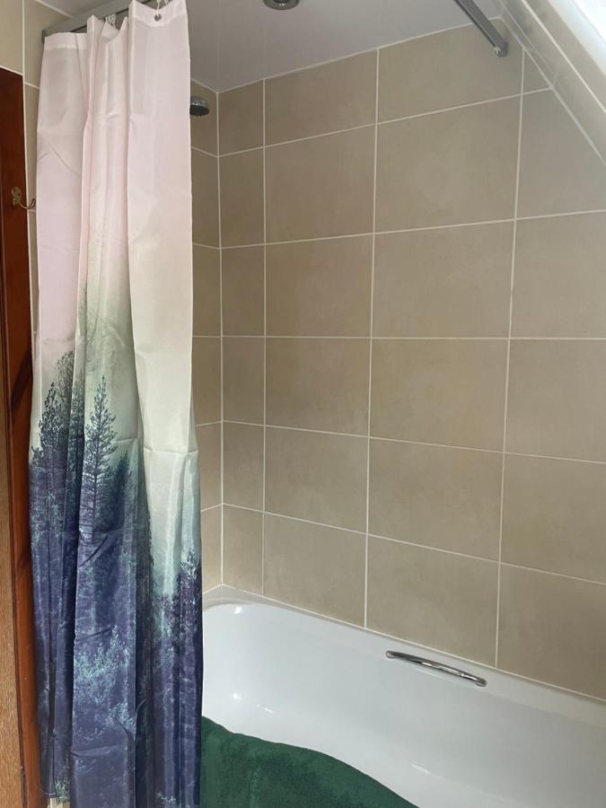 Caledonia Lodge Spean Bridge Bagian luar foto